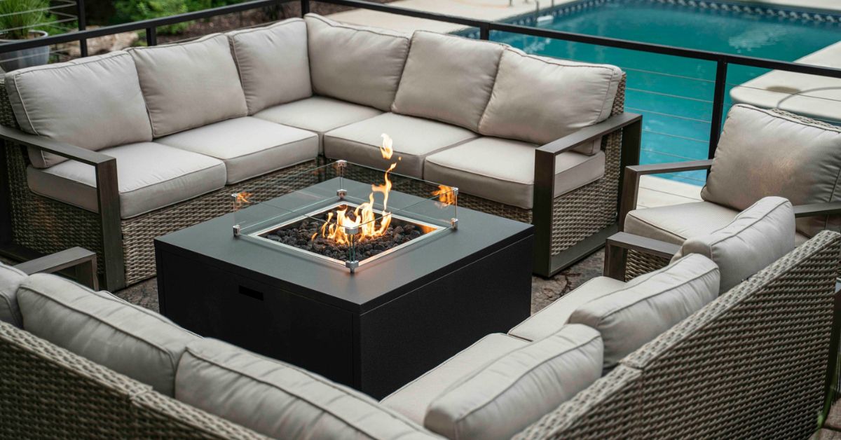 7 Benefits of Adding a Fire Pit Table to Your Outdoor Space