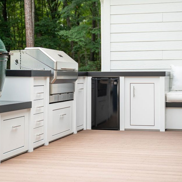 Why You Should Build an L-Shaped Outdoor Kitchen