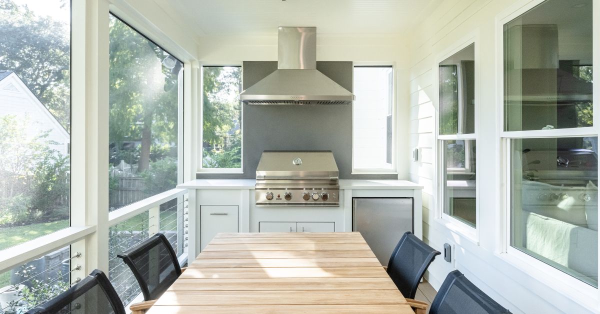 10 Mistakes To Avoid When Designing an Outdoor Kitchen