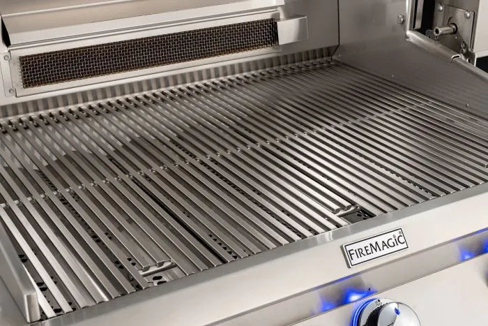 Fire Magic 34" Grills, Aurora A660i Built-In Grills with Analog Thermometer - A660i-8LAP-W
